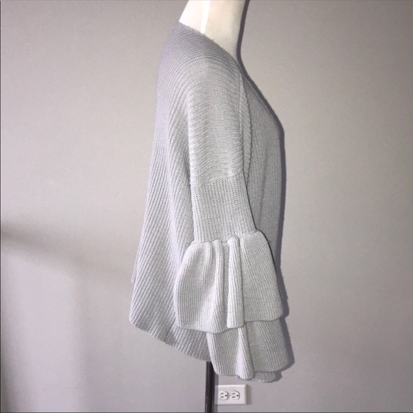 NWOT Boohoo Ruffle Sleeve Open Drape Sweater - Picture 3 of 8